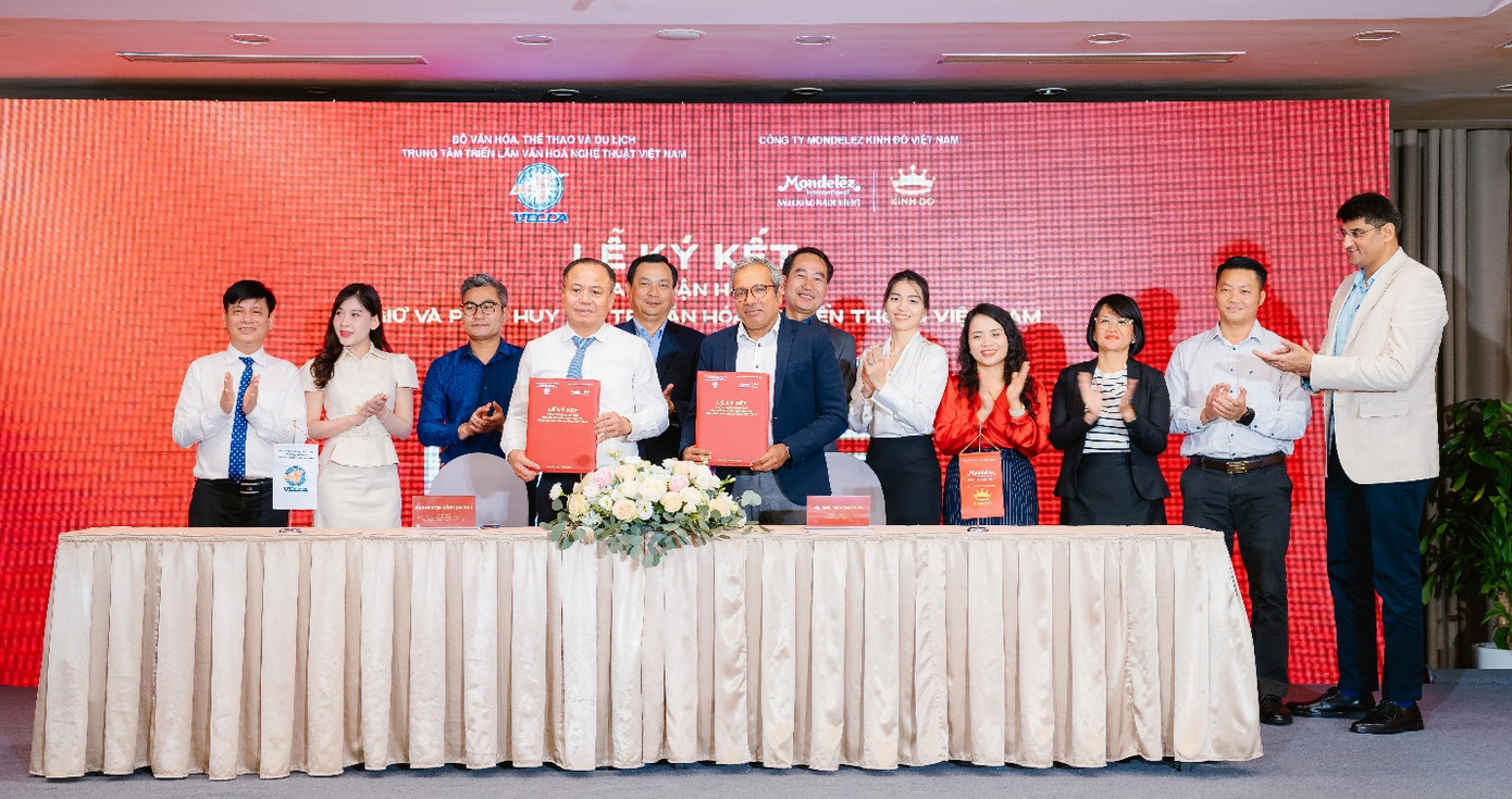 Lễ ký kết đánh dấu hợp tác quan trọng trong việc bảo tồn và gìn giữ văn hóa truyền thống Lễ ký kết đánh dấu hợp tác quan trọng trong việc bảo tồn và gìn giữ văn hóa truyền thống