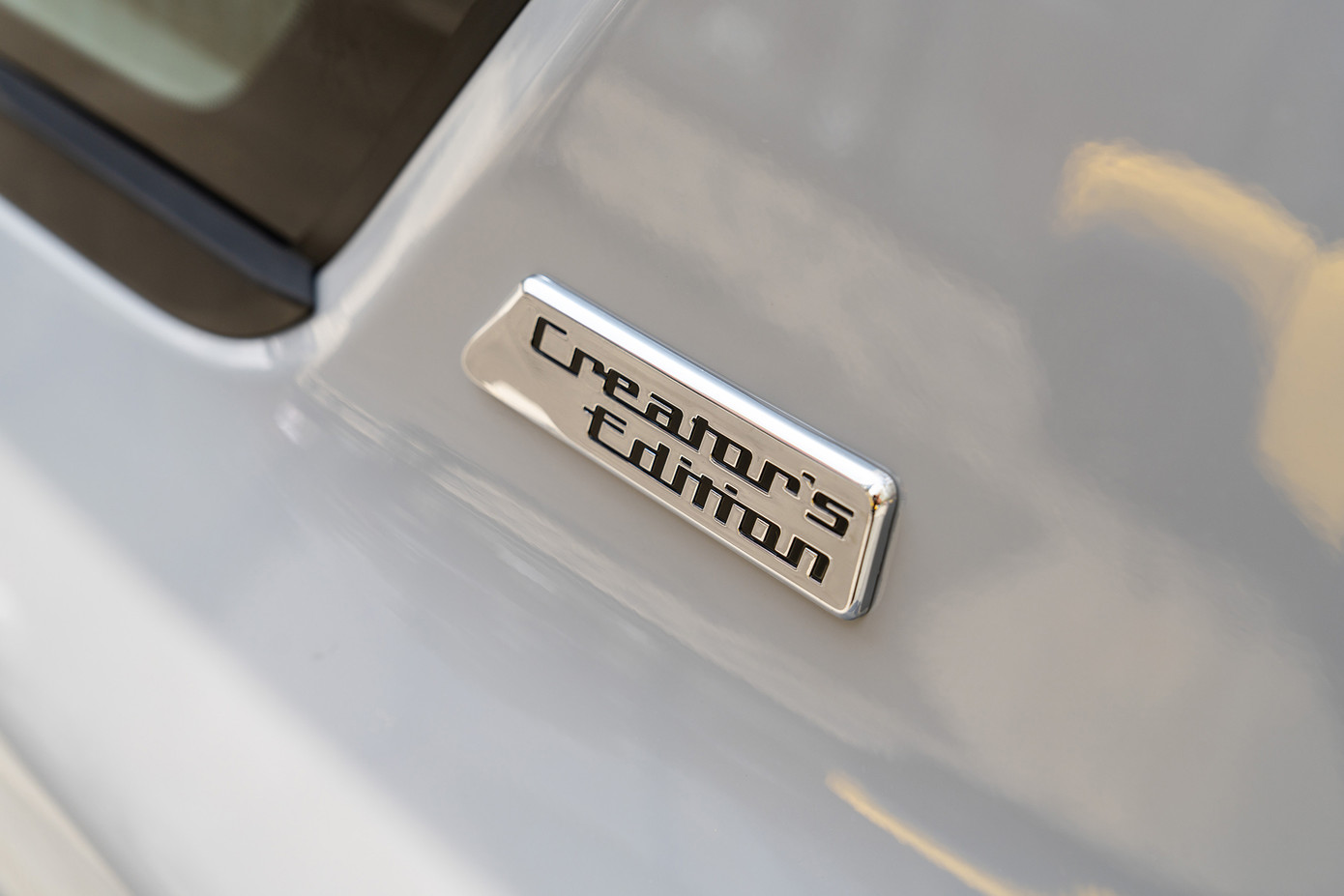 Logo Creator’s Editon trên loạt xe đầu tiên bàn giao cho khách hàng. Logo Creator’s Editon trên loạt xe đầu tiên bàn giao cho khách hàng.