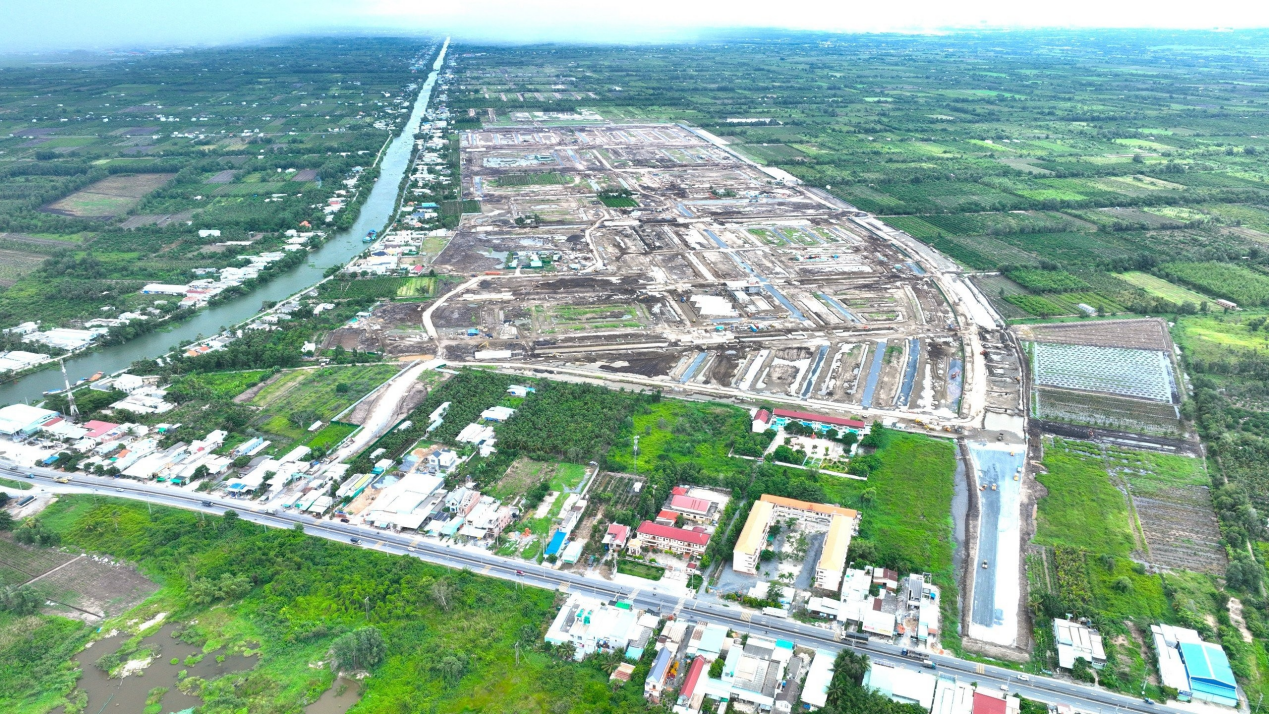 Toàn cảnh dự án đang triển khai thi công nhìn từ trên cao. Ảnh: Prodezi