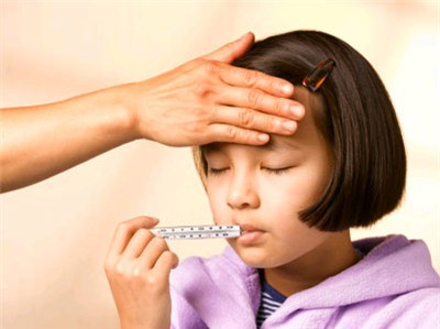 Bạch hầu: tử vong cao, dễ nhầm với bệnh thông thường ảnh 1