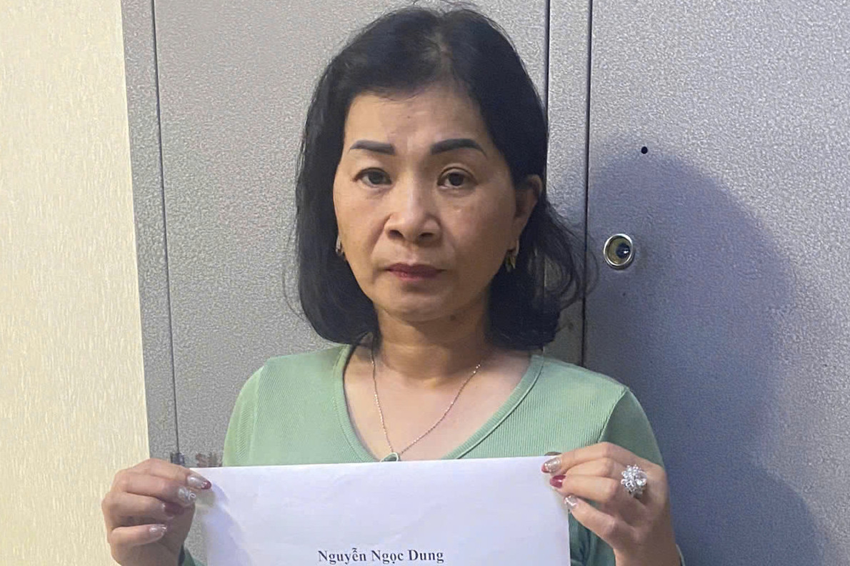Bà Nguyễn Ngọc Dung tại cơ quan công an. Ảnh: Công an cung cấp. Bà Nguyễn Ngọc Dung tại cơ quan công an. Ảnh: Công an cung cấp.