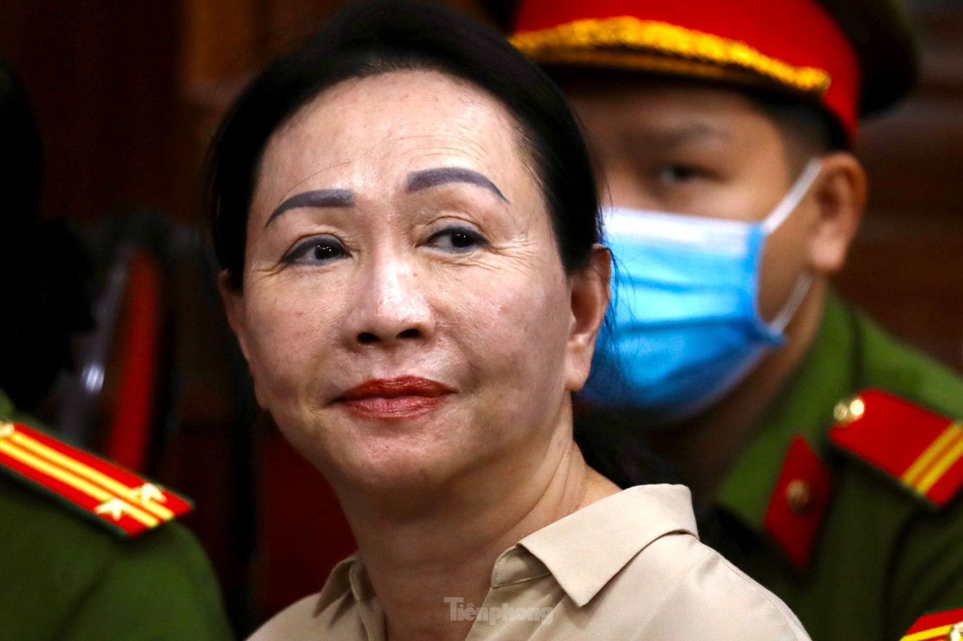 Bị cáo Trương Mỹ Lan tại phiên tòa sáng 13/3. Ảnh: Duy Anh. Bị cáo Trương Mỹ Lan tại phiên tòa sáng 13/3. Ảnh: Duy Anh.