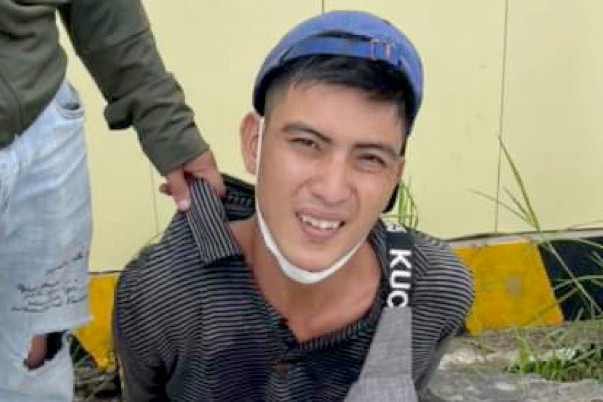 Nguyễn Văn Lợi lúc bị bắt. Nguyễn Văn Lợi lúc bị bắt.