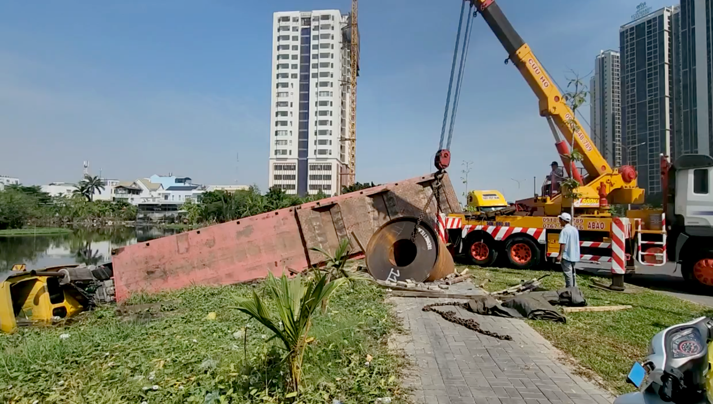 Hiện trường vụ tai nạn. Ảnh: H.T.