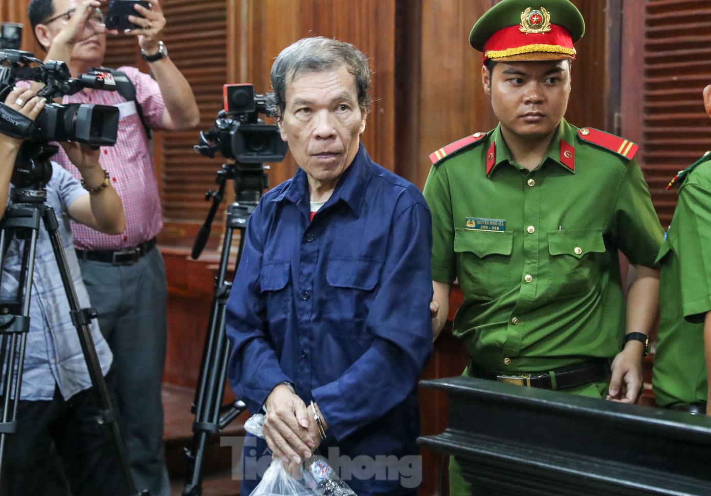 Bị cáo Trần Văn Sỹ. Ảnh: Duy Anh.