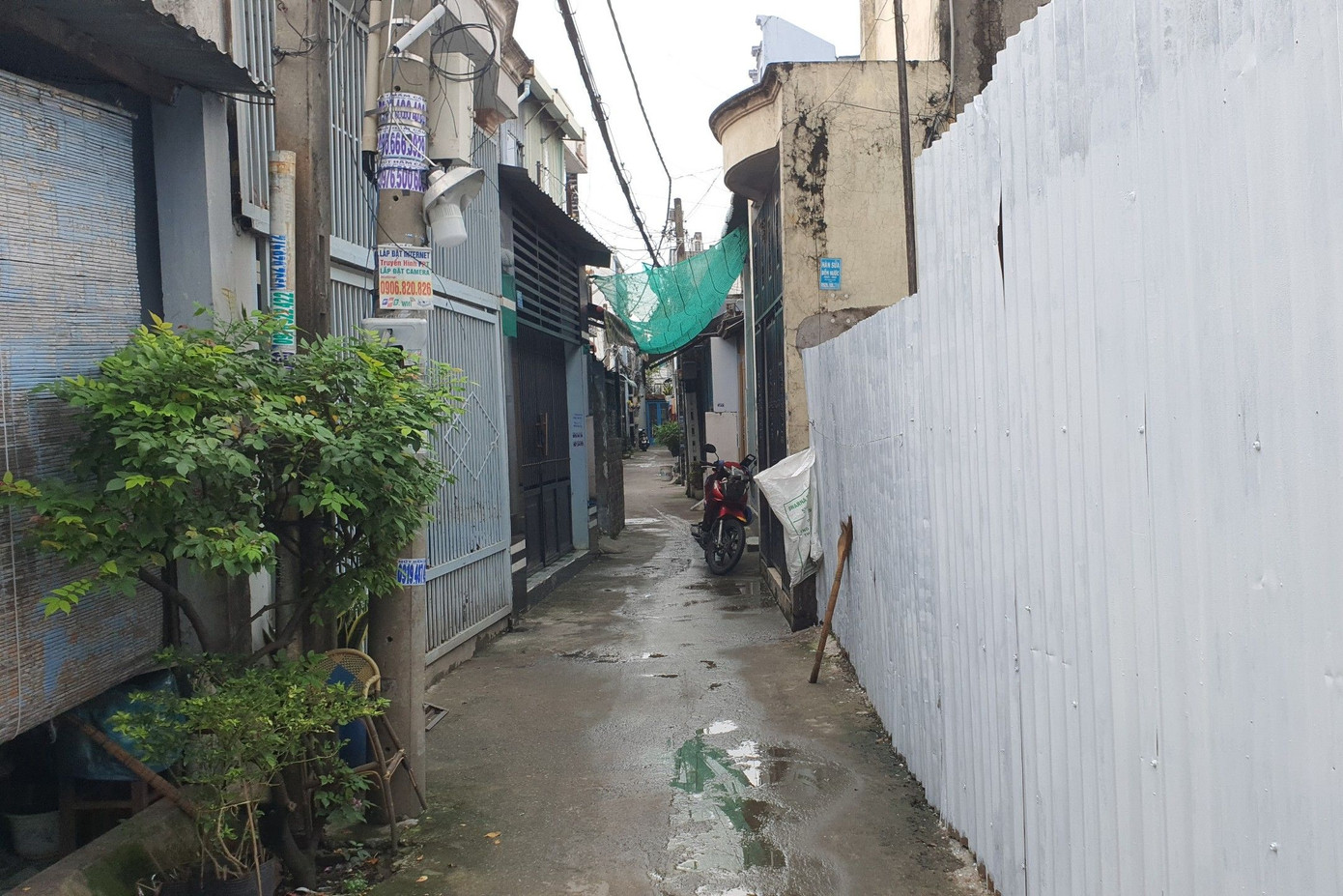 Con hẻm xảy ra vụ việc. Ảnh: M.A.