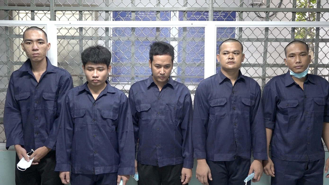 Các đối tượng tại cơ quan công an. Ảnh: Công an cung cấp. Các đối tượng tại cơ quan công an. Ảnh: Công an cung cấp.