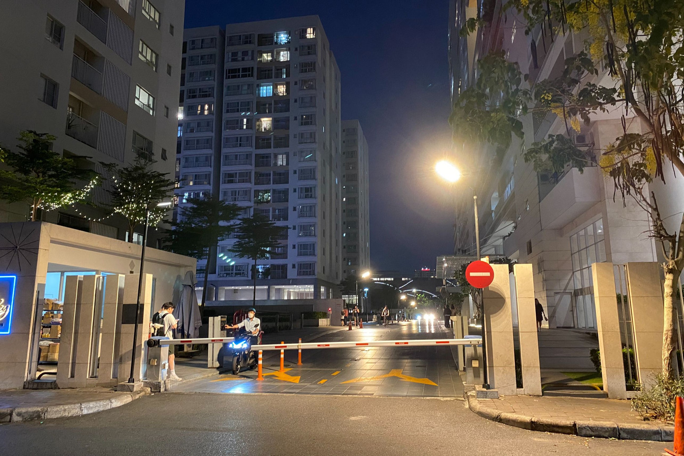 Chung cư xảy ra vụ việc. Ảnh: A.V. Chung cư xảy ra vụ việc. Ảnh: A.V.