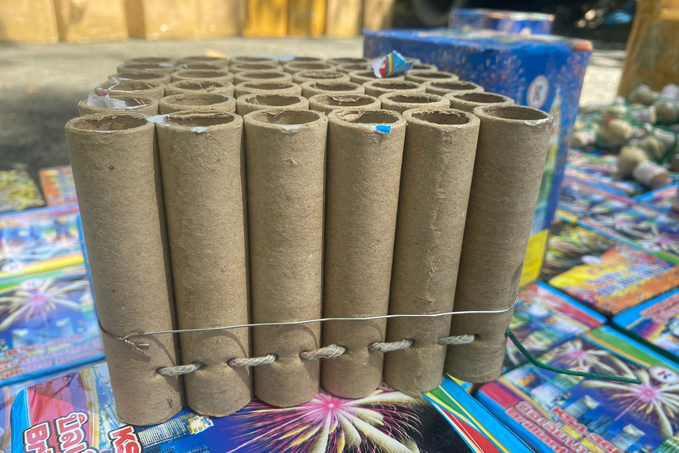 Số pháo trên để tiêu thụ trong dịp Tết nguyên đán 2024. Ảnh: Công an cung cấp. Số pháo trên để tiêu thụ trong dịp Tết nguyên đán 2024. Ảnh: Công an cung cấp.