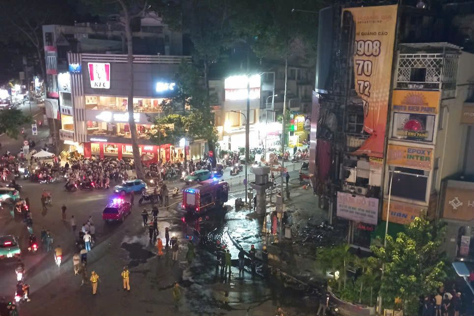 Hiện trường vụ cháy. Ảnh: H.T.