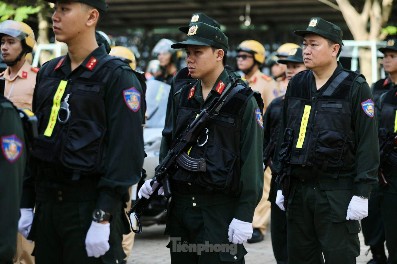 Đợt ra quân lần này, Công an TPHCM tập trung trấn áp các loại tội phạm đường phố để người dân yên tâm đón Tết. Ảnh: Duy Anh.