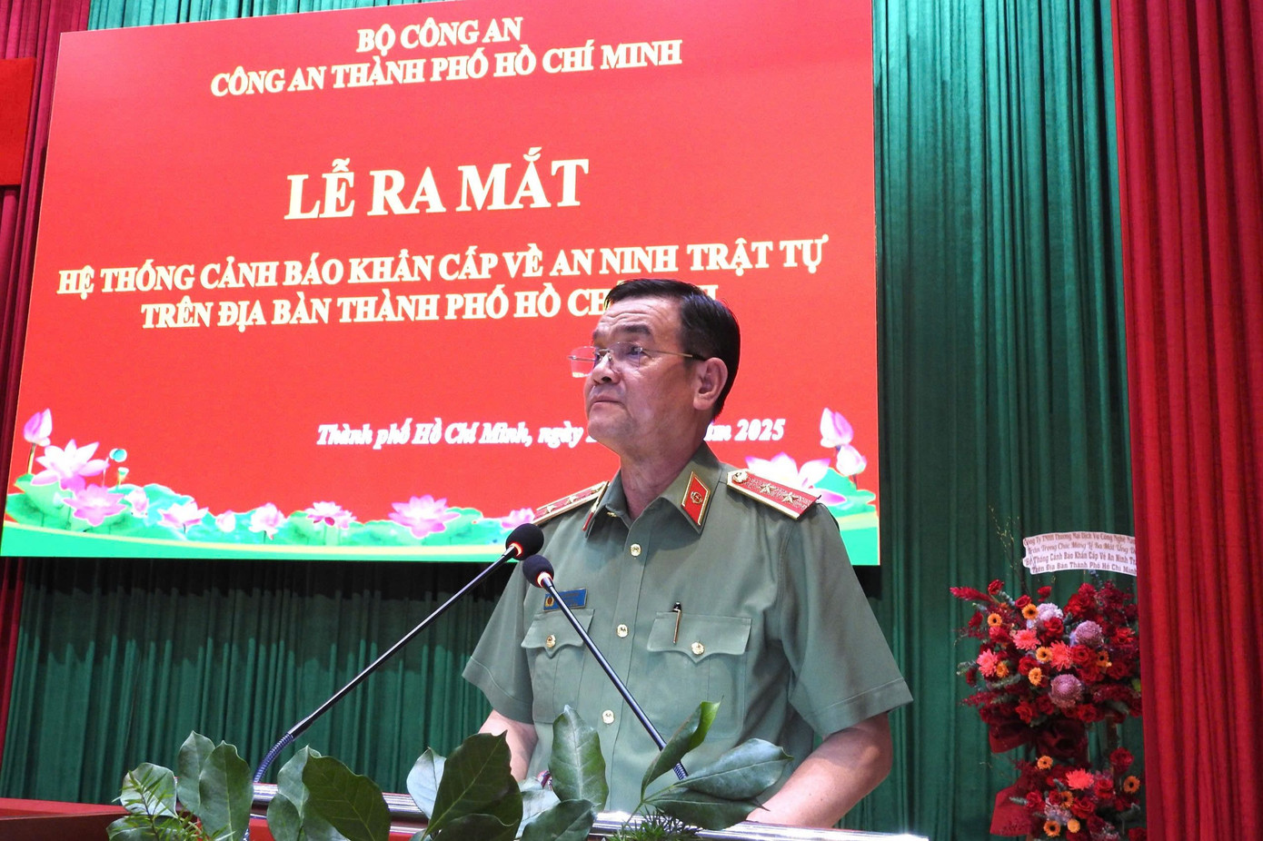 Trung tướng Lê Hồng Nam, Giám đốc Công an TPHCM phát biểu tại lễ ra mắt. Ảnh: Công an cung cấp.