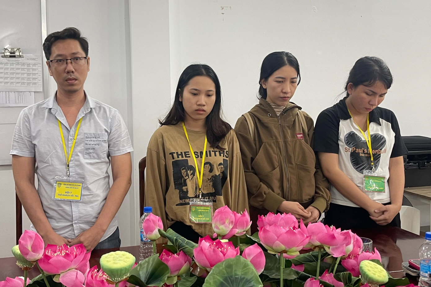 Các đối tượng bị bắt trong đường dây lừa đảo. Ảnh: C.A. Các đối tượng bị bắt trong đường dây lừa đảo. Ảnh: C.A.