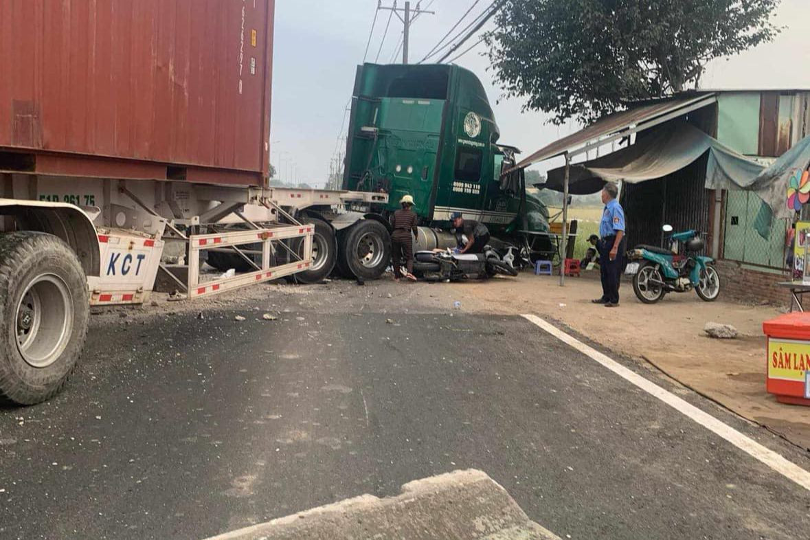 Hiện trường vụ tai nạn. Hiện trường vụ tai nạn.