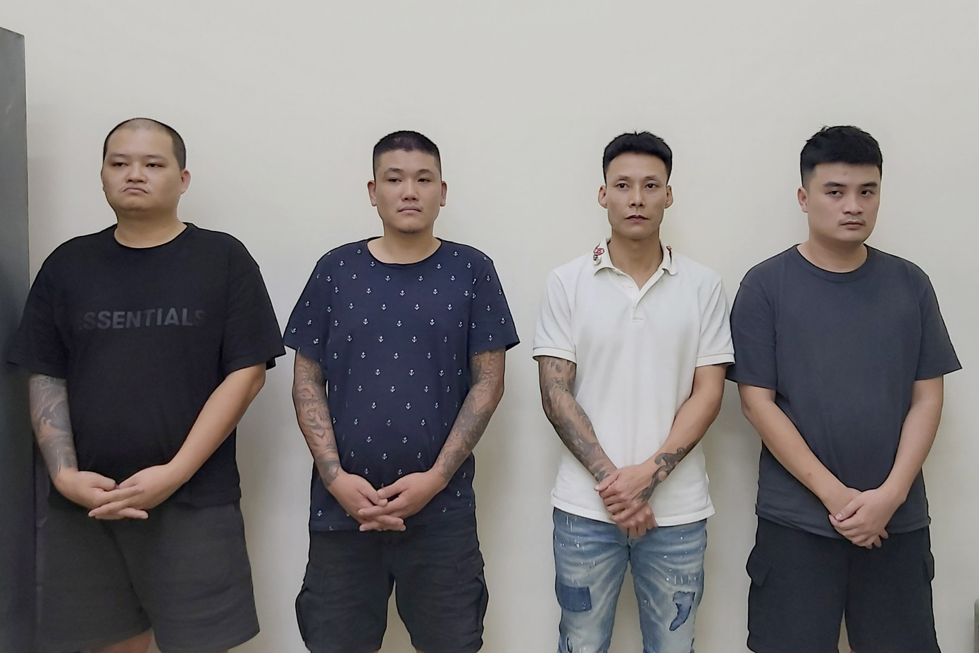 Băng nhóm của Trường lúc bị bắt. Ảnh: Công an cung cấp.