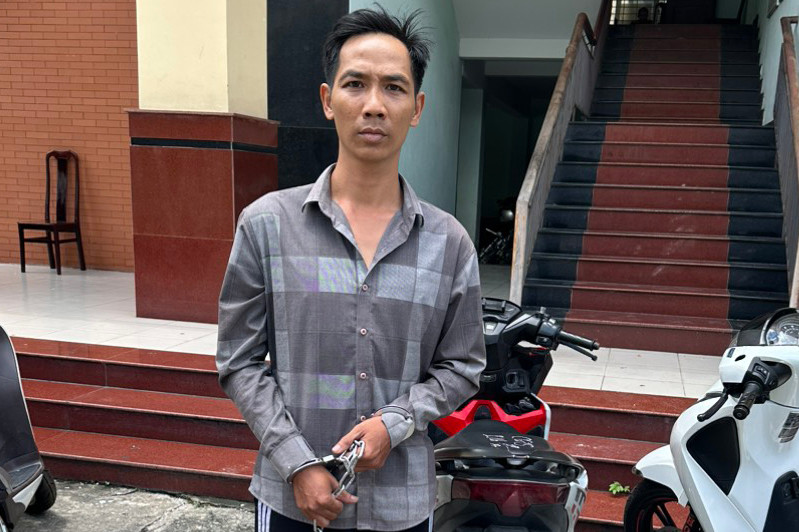 Nghi phạm Nguyễn Hữu Trường lúc bị bắt giữ. Ảnh: Công an cung cấp.