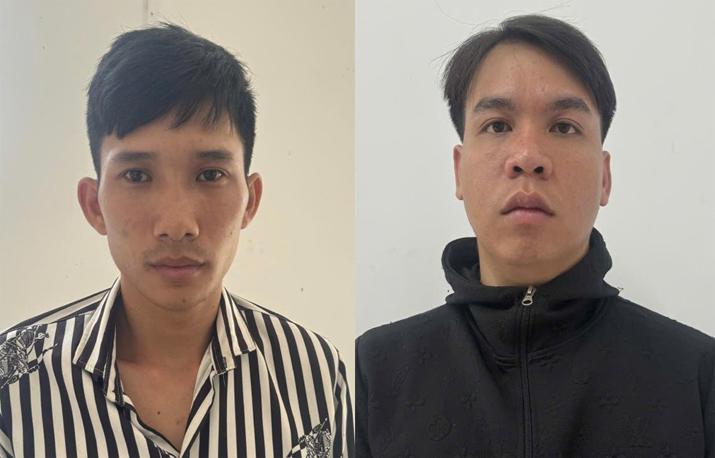 Từ trái qua, Việt và Tân. Ảnh: C.A.