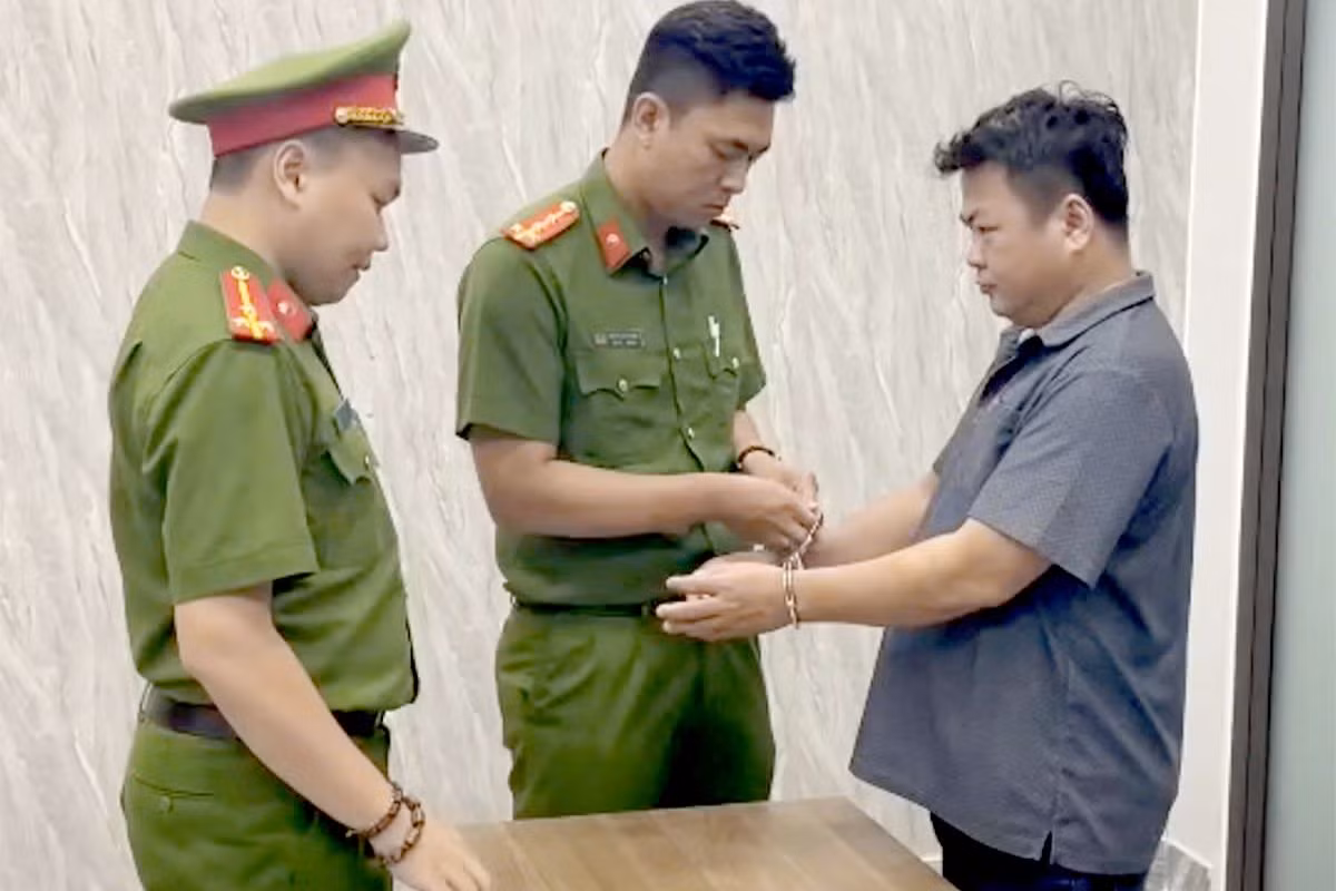 Trần Tấn Hoàng tại cơ quan công an. Ảnh: C.A.