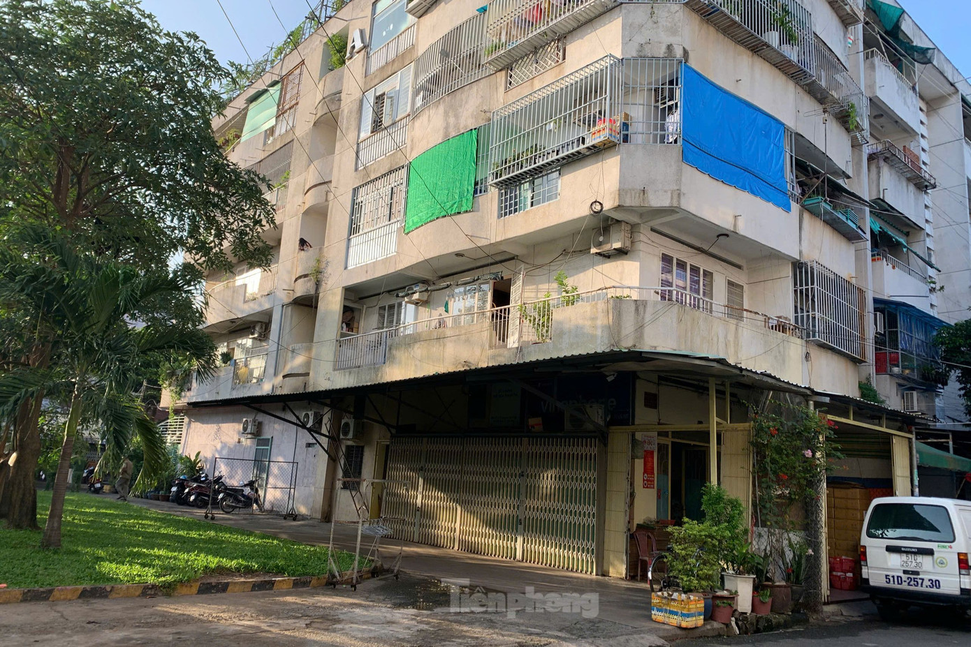 Cư xá Độc Lập, nơi xảy ra vụ cháy làm 8 người tử vong. Ảnh: Hoàng Thuận. Cư xá Độc Lập, nơi xảy ra vụ cháy làm 8 người tử vong. Ảnh: Hoàng Thuận.