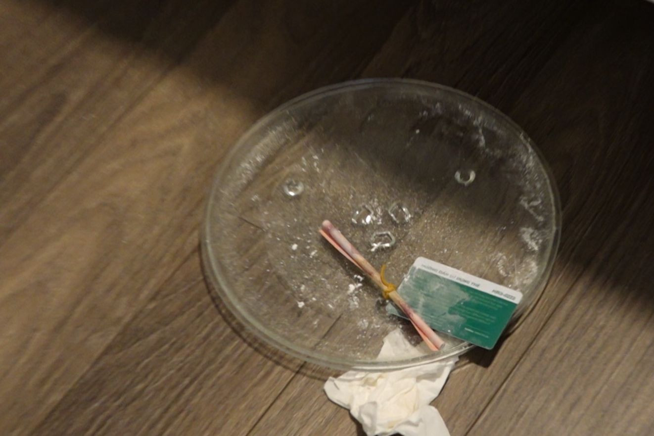 Dụng cụ dùng để sử dụng ma túy.