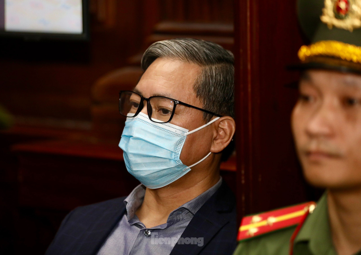 Ông Nguyễn Cao Trí xuất hiện tại phiên tòa sáng 11/3, sau 2 ngày được phép vắng mặt. Ảnh: Duy Anh.