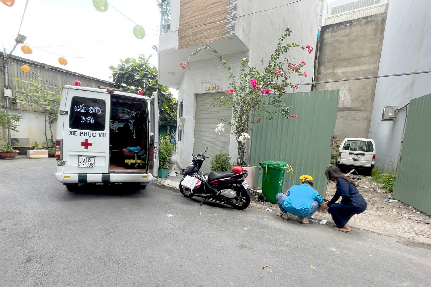 Vị trí phát hiện thi thể bé gái sơ sinh. Ảnh: C.A. Vị trí phát hiện thi thể bé gái sơ sinh. Ảnh: C.A.