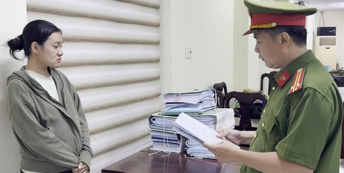 Cơ quan công an đã khởi tố 76 bị can trong đường dây mua bán hóa đơn. Ảnh: Công an cung cấp.