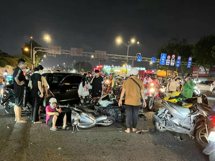 Hiện trường vụ tai nạn. Ảnh: Trân Trân. Hiện trường vụ tai nạn. Ảnh: Trân Trân.