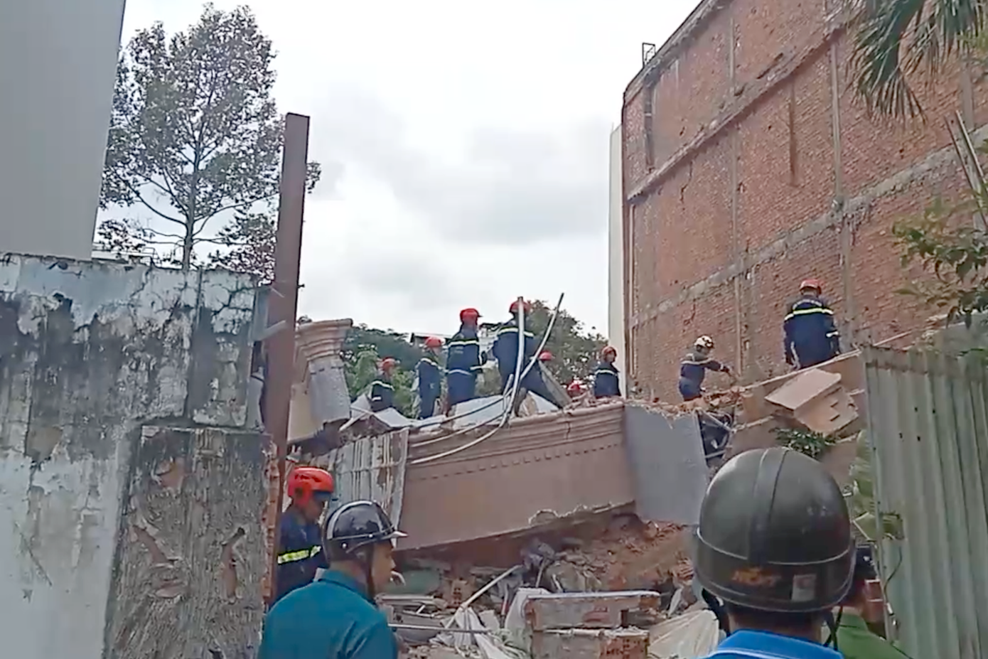 Hiện trường xảy ra vụ việc. Ảnh cắt từ clip.