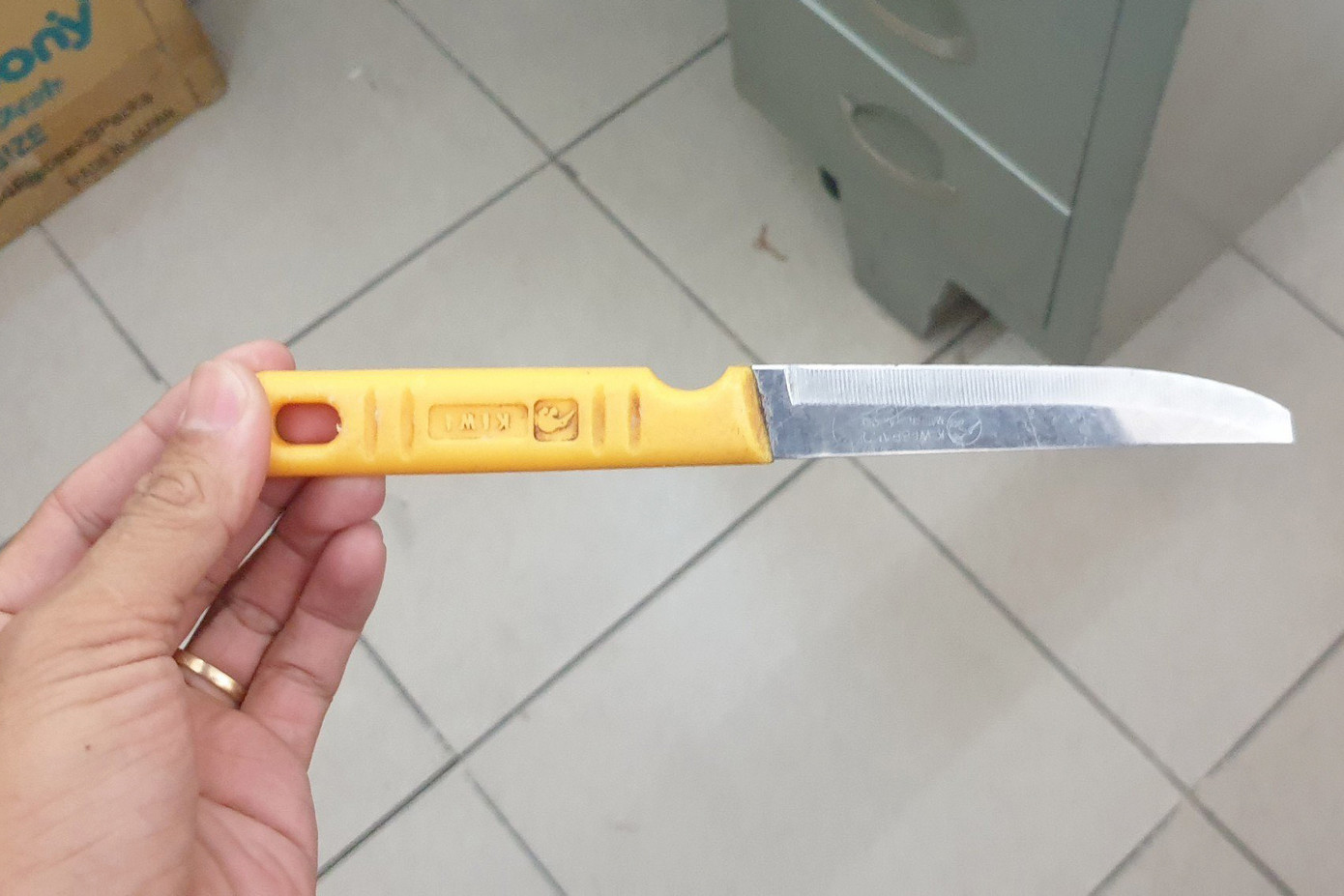 Con dao đối tượng Nghĩa dùng để đe dọa người dân truy đuổi.