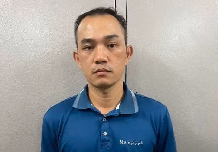 Bùi Thanh Khoa tại cơ quan công an. Ảnh: C.A.