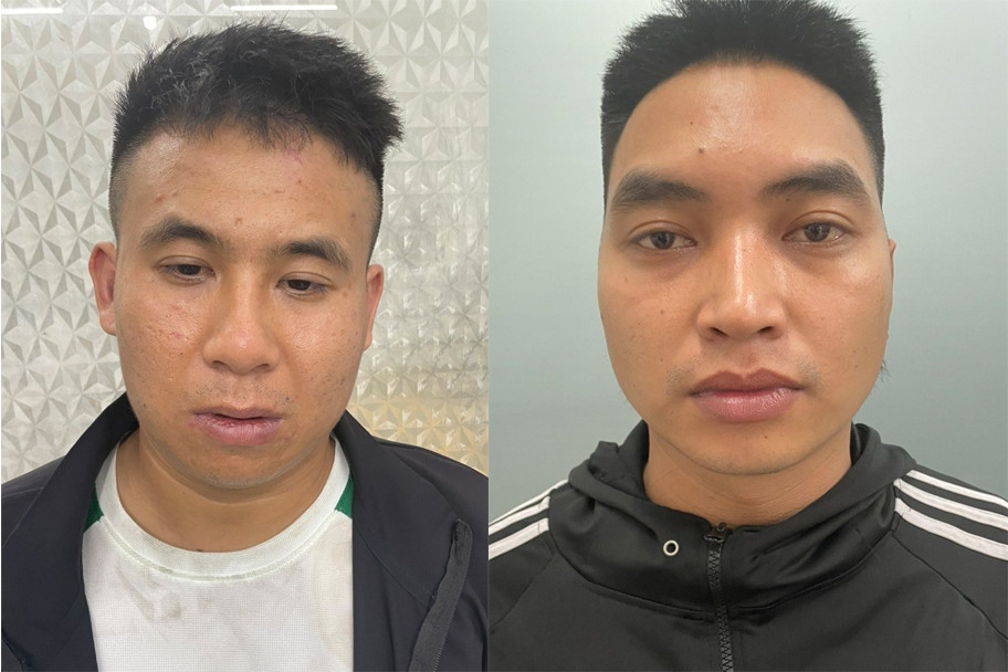 Đỗ Tuấn Anh (bên trái) và Đỗ Sỹ Anh Toàn tại cơ quan công an. Ảnh: Công an cung cấp.