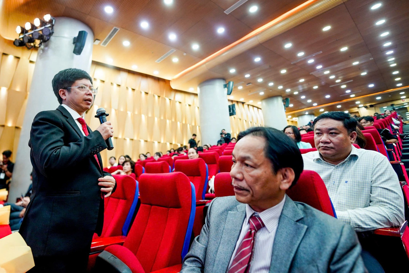 TS.BS. Nguyễn Trọng Khoa phát biểu tại hội thảo. Ảnh: Phạm Nguyễn TS.BS. Nguyễn Trọng Khoa phát biểu tại hội thảo. Ảnh: Phạm Nguyễn