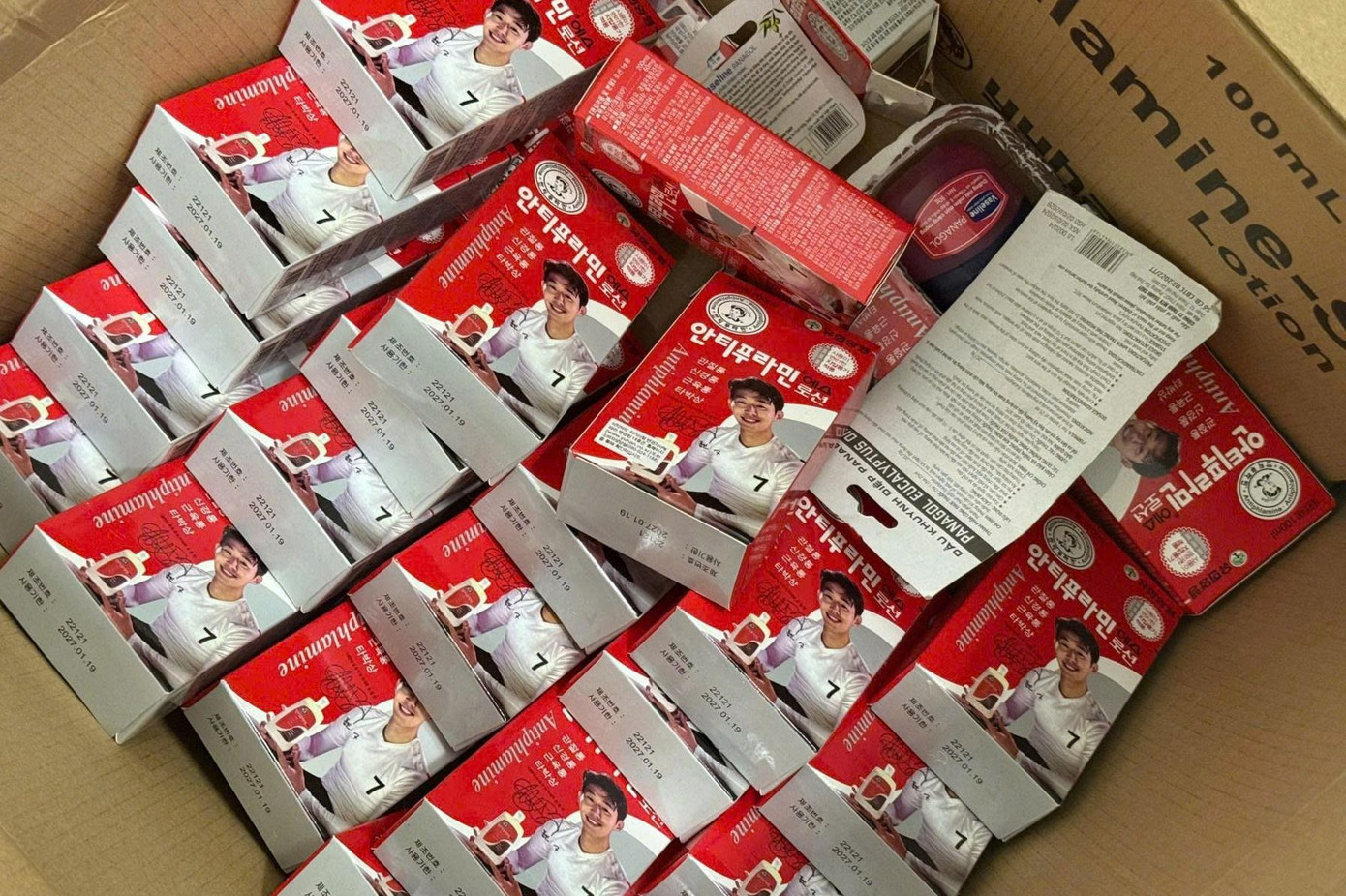 Tang vật vụ án. Ảnh: C.A.