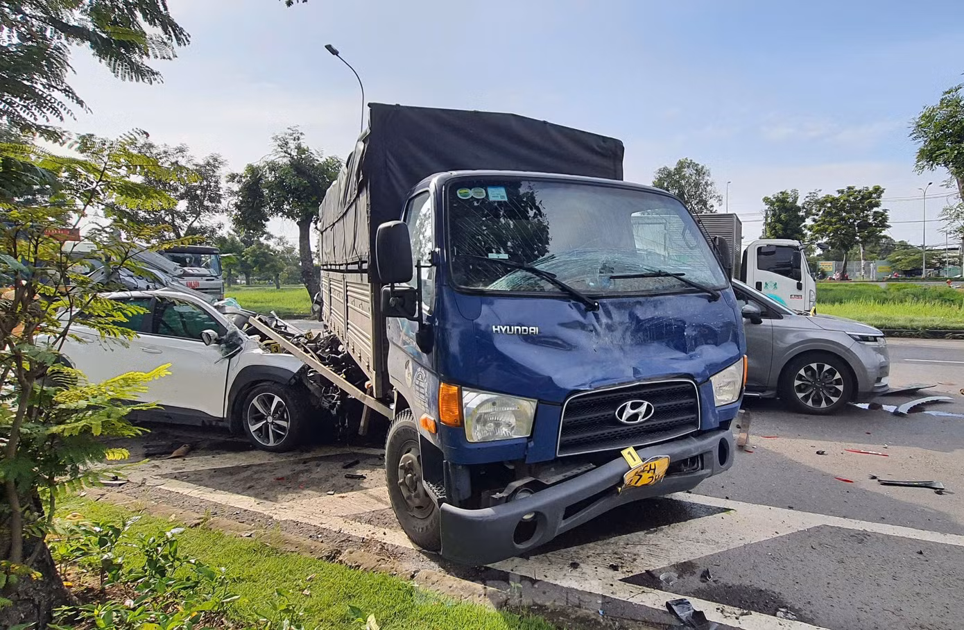 Hiện trường vụ tai nạn. Ảnh: Hoàng Thuận. Hiện trường vụ tai nạn. Ảnh: Hoàng Thuận.