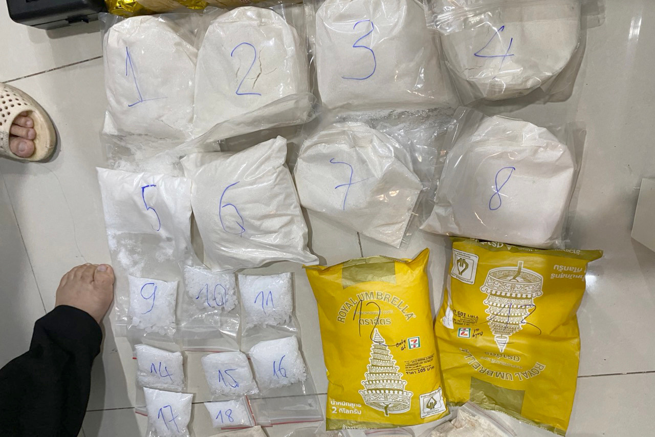 Công an thu giữ số lượng lớn ma túy khi khám xét nơi ở của các đối tượng (Ảnh: Công an cung cấp). Công an thu giữ số lượng lớn ma túy khi khám xét nơi ở của các đối tượng (Ảnh: Công an cung cấp).