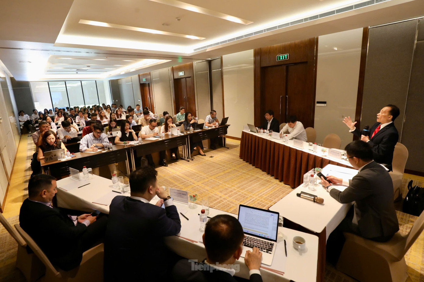 Ông Hiếu cho rằng việc tái cơ cấu NH SCB, Ficombank và Tin Nghia Bank được xem là một thất bại lớn nhất trong lịch sử ngành NH cận đại. Ảnh: Duy Anh. Ông Hiếu cho rằng việc tái cơ cấu NH SCB, Ficombank và Tin Nghia Bank được xem là một thất bại lớn nhất trong lịch sử ngành NH cận đại. Ảnh: Duy Anh.