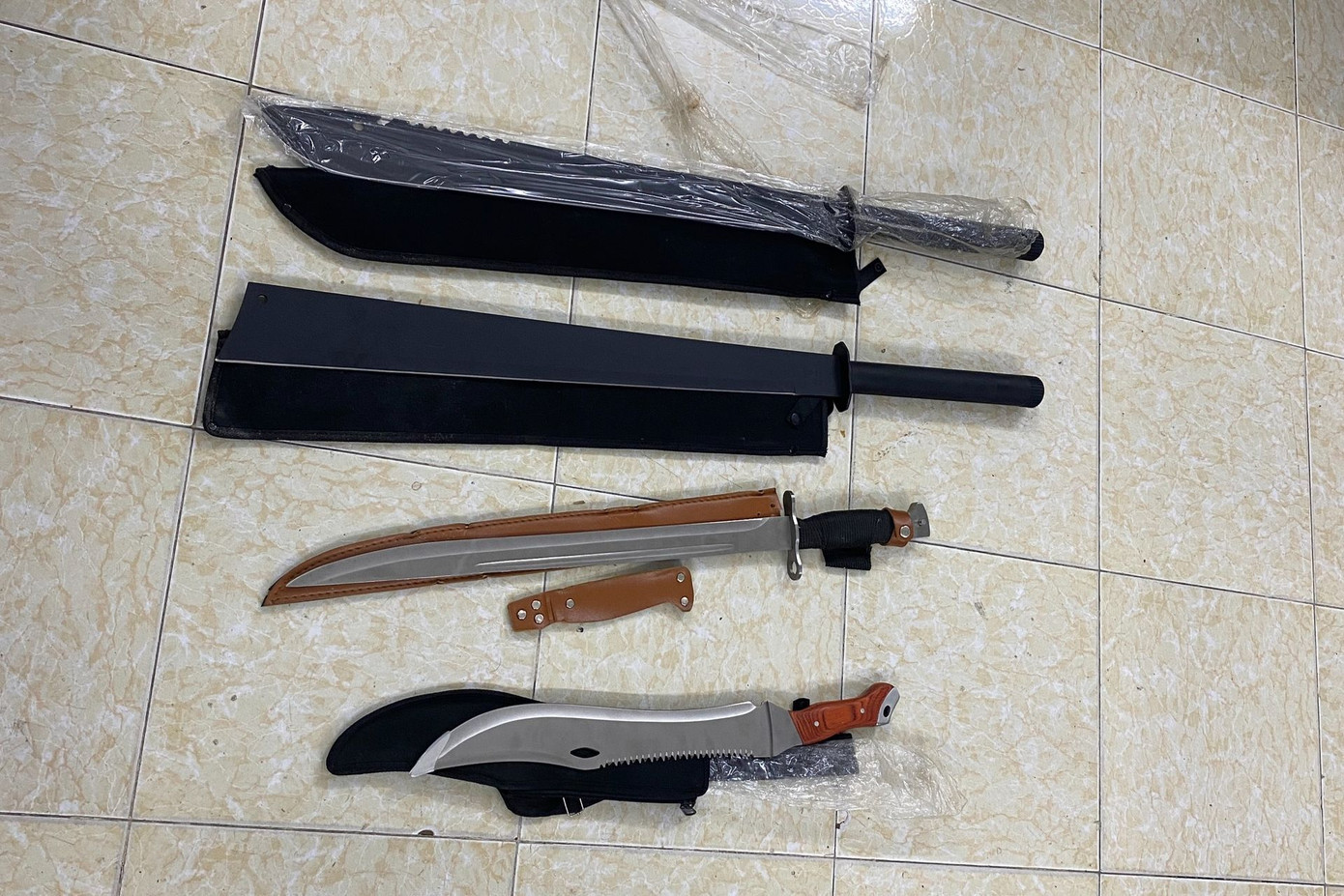 Tang vật vụ án. Ảnh: Công an cung cấp. Tang vật vụ án. Ảnh: Công an cung cấp.