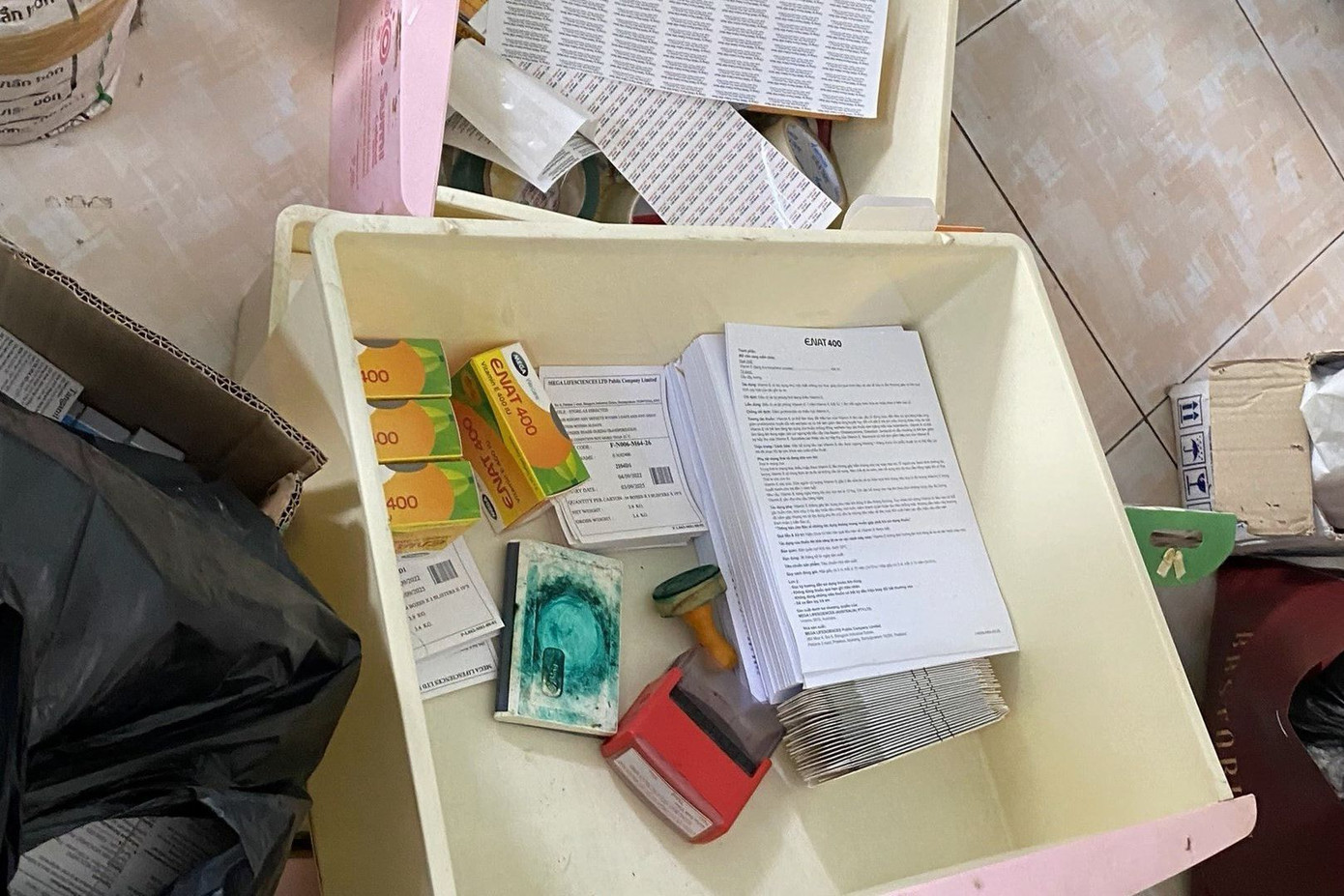 Tang vật vụ án.