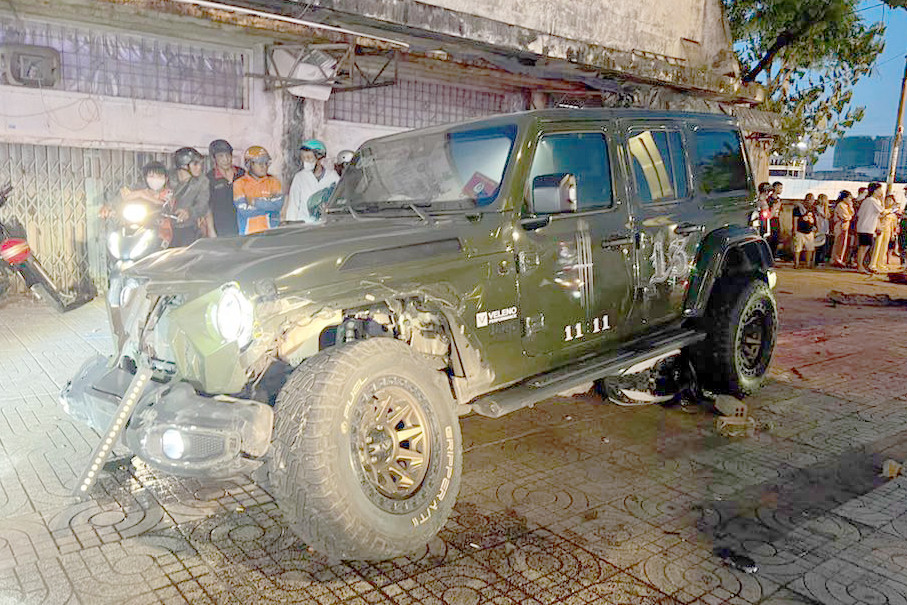 Xe Jeep gây ra tai nạn. Ảnh: C.A.