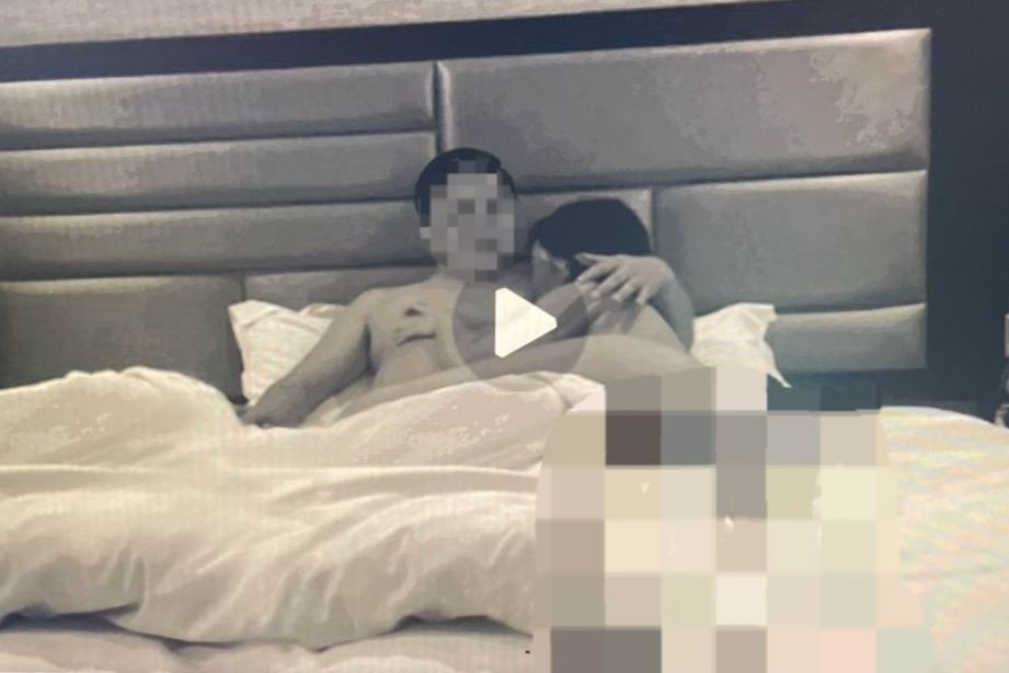 Công an khuyến cáo người dân cảnh giác với thủ đoạn cắt ghép hình ảnh để tránh bị lừa tiền. Công an khuyến cáo người dân cảnh giác với thủ đoạn cắt ghép hình ảnh để tránh bị lừa tiền.