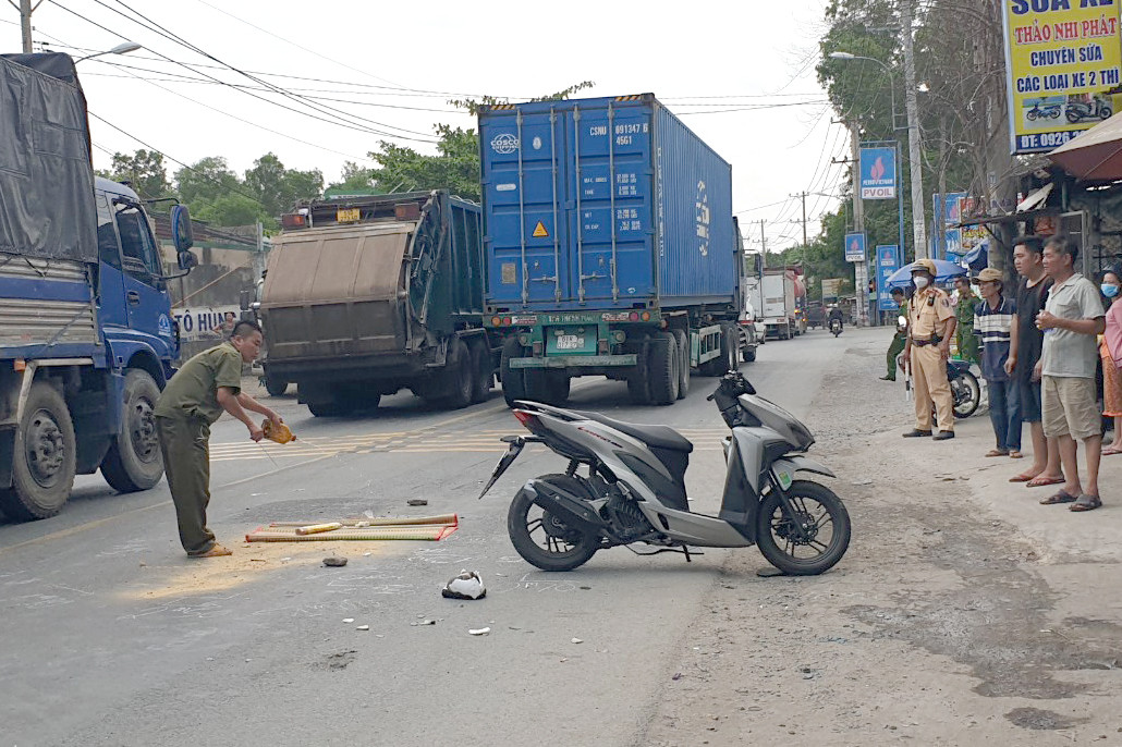Hiện trường vụ tai nạn. Ảnh: Nguyễn Hải. Hiện trường vụ tai nạn. Ảnh: Nguyễn Hải.