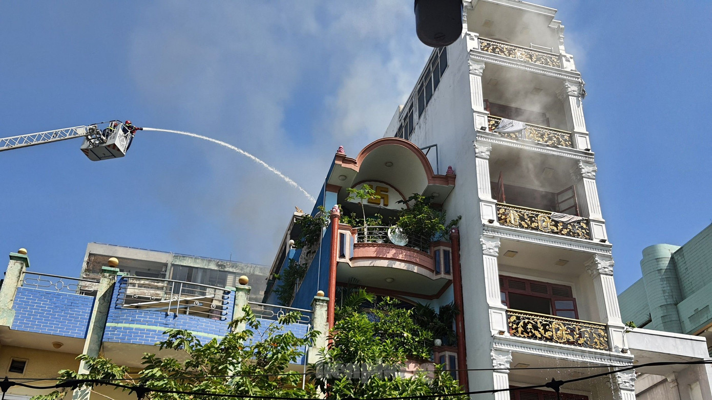 Ngôi nhà xảy ra hỏa hoạn. Ảnh: Hoàng Thuận Ngôi nhà xảy ra hỏa hoạn. Ảnh: Hoàng Thuận