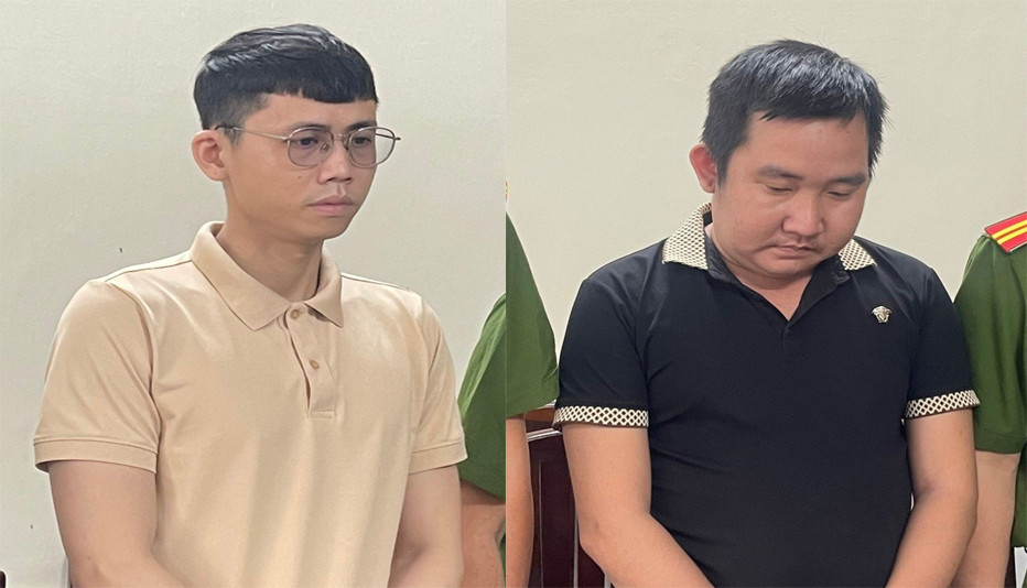 Nguyễn Văn Hênh (bên trái) và Lại Chí Thành tại cơ quan công an. Ảnh: Công an cung cấp.