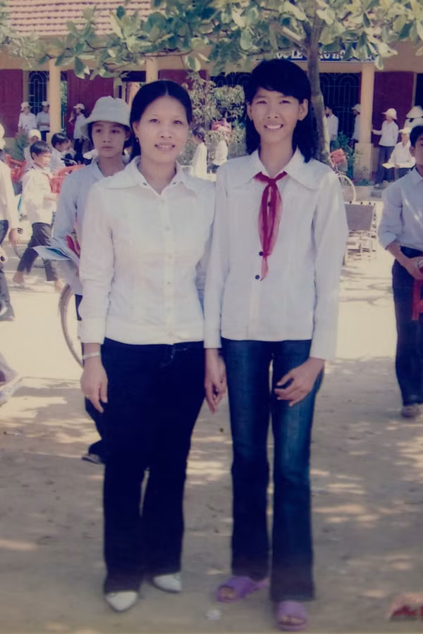 Hoàng Thùy năm cấp 2