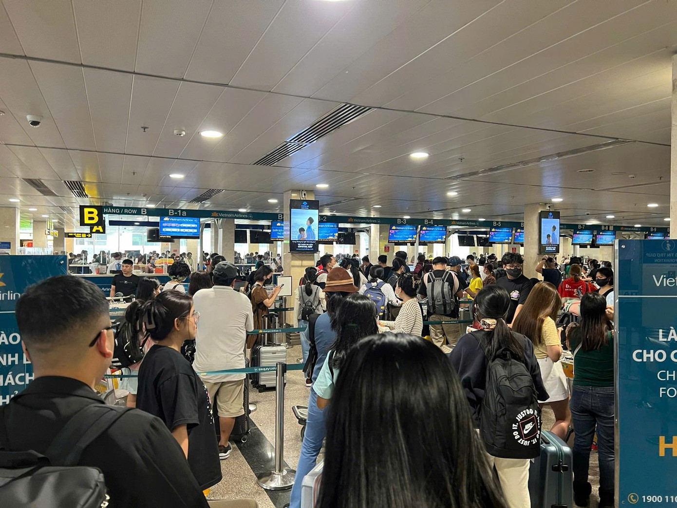 Lượng khách di chuyển bằng đường hàng không mỗi kì nghỉ Tết là rất lớn. Ảnh: Internet