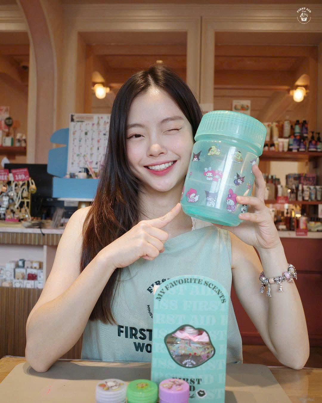 Workshop có nhiều size hũ đựng cho các Gen Z tha hồ lựa chọn. (Ảnh: First Aid Kiss)