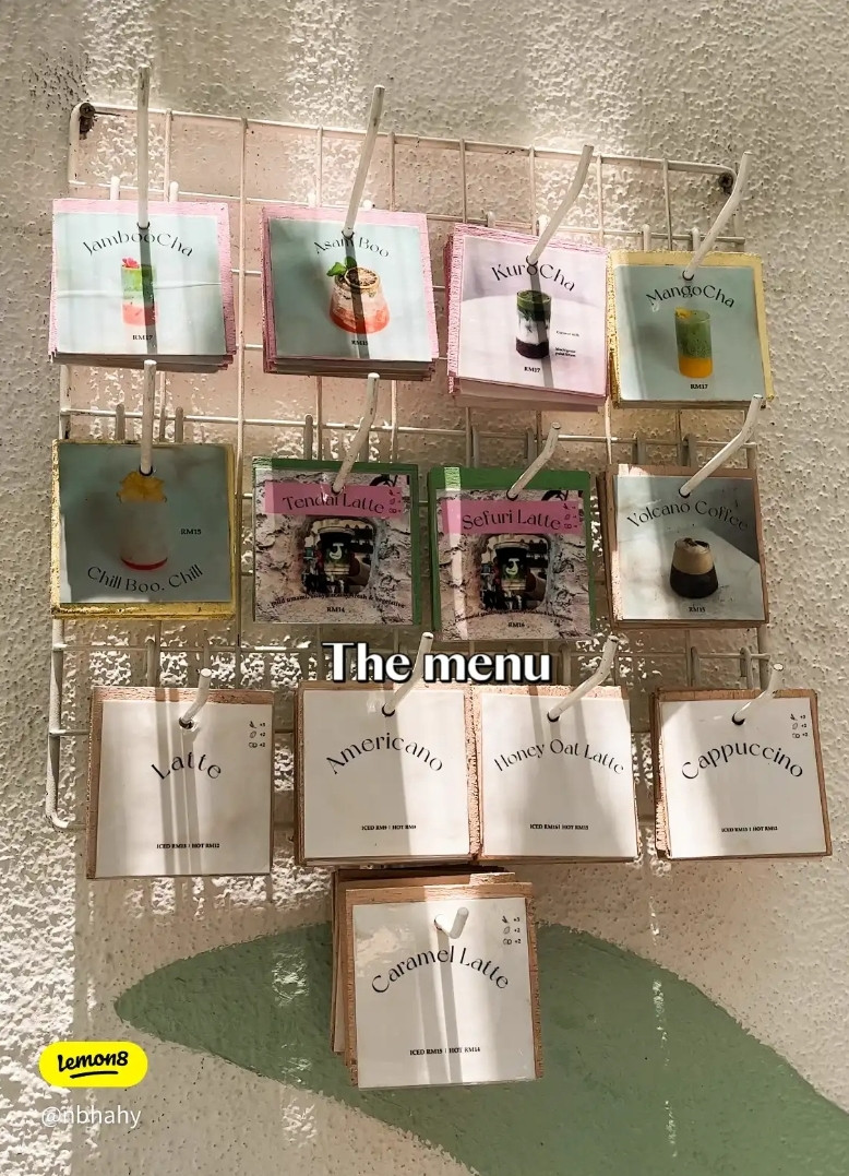 Chiếc menu xinh xắn khiến nhiều netizen mê mẩn. (Ảnh: @nbhahy) Chiếc menu xinh xắn khiến nhiều netizen mê mẩn. (Ảnh: @nbhahy)