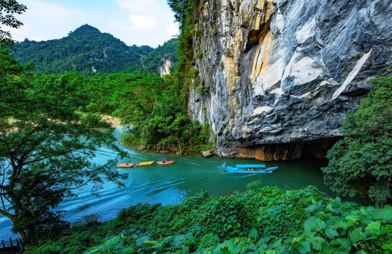 Khung cảnh thiên nhiên tuyệt đẹp tại Phong Nha.