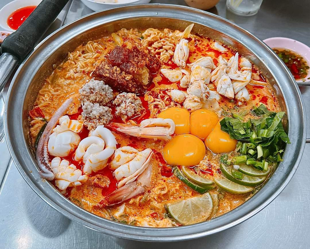 Món mì tomyum nổi tiếng mà ai cũng nên thử. Ảnh: Nguyễn Phương Nguyên